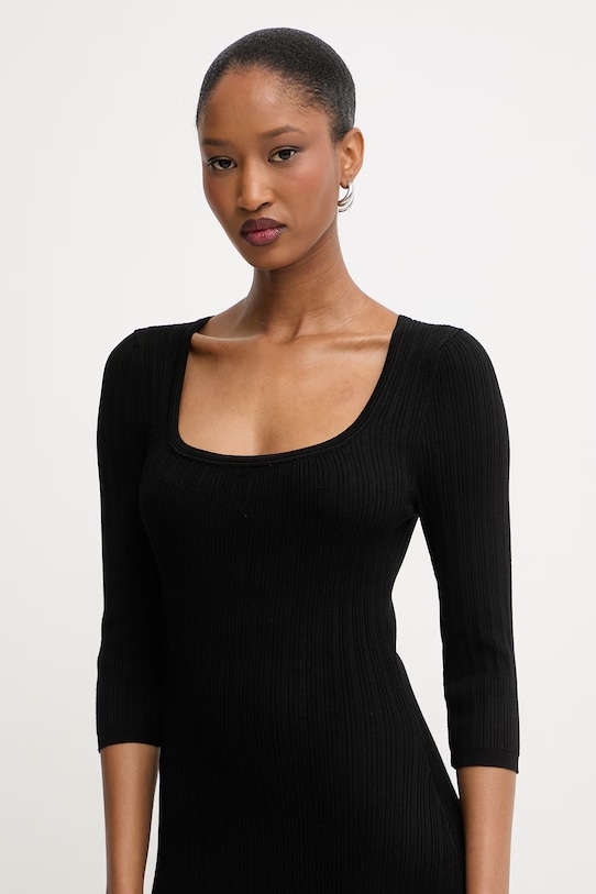 Morgan sukienka sweterkowa z wiskozą czarny RMLIKE