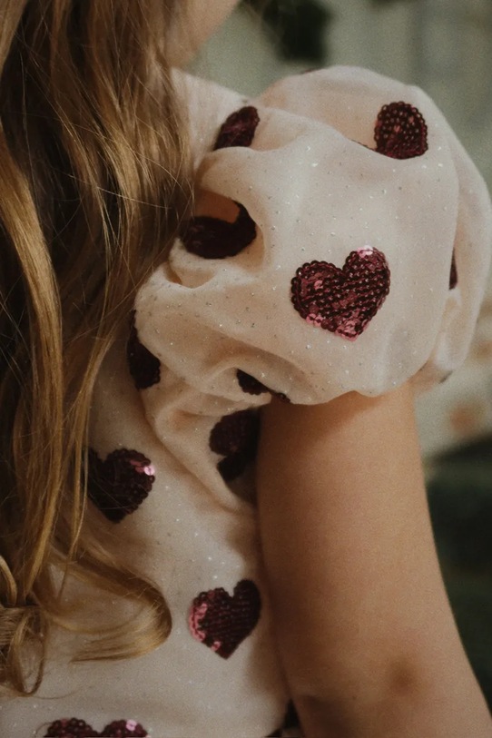 Konges Sløjd sukienka dziecięca HEARTLILY DRESS GRS KS104313.PreSpring beżowy