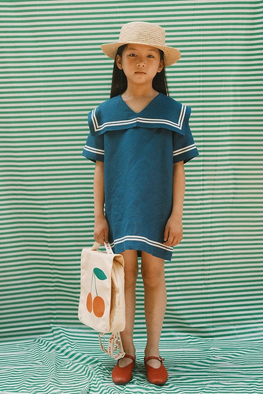 Tinycottons sukienka z dodatkiem lnu dziecięca STRIPES TINY DRESS szpic niebieski SS26.222