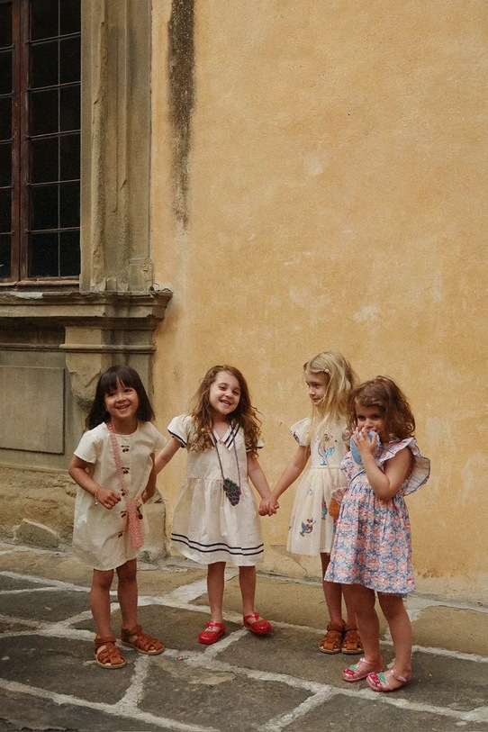 Dievčenské bavlnené šaty Konges Sløjd KIM FRILL DRESS GOTS KS104904.PPY2