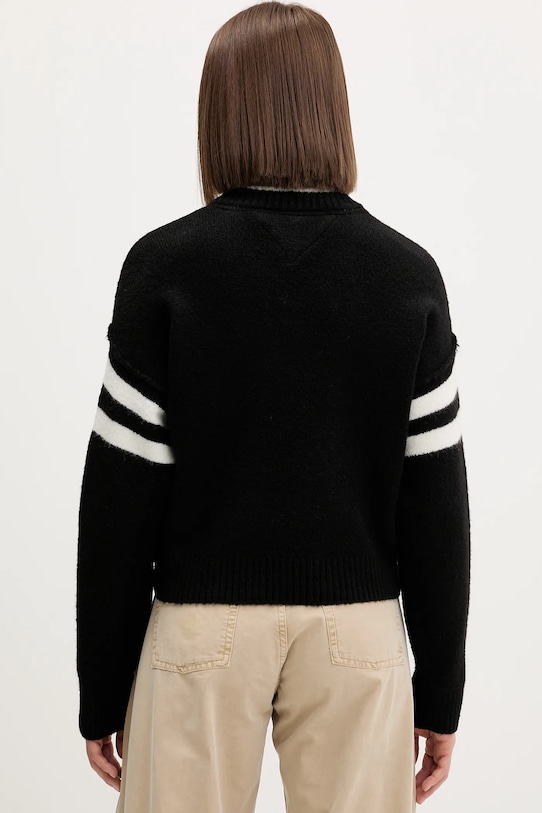 Ρούχα Πουλόβερ με προσθήκη μαλλιού Tommy Jeans DW0DW22033 μαύρο