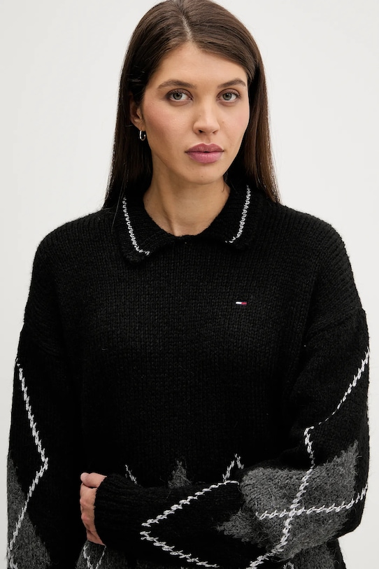 Πουλόβερ με συνδυασμό αλπακά Tommy Jeans μαύρο DW0DW22559
