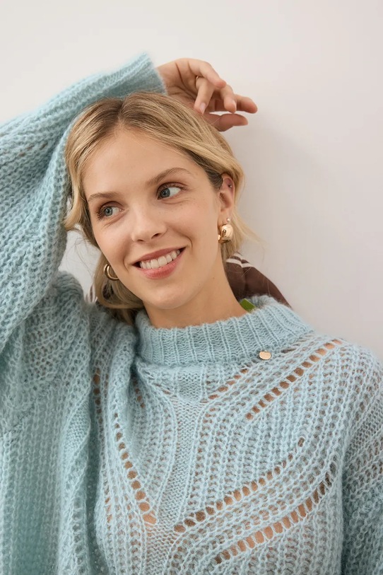 Bizuu sweter z dodatkiem wełny ROSSO niebieski ROSSO.BLEKITNY