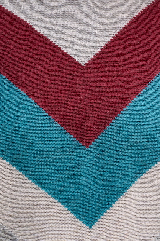 United Colors of Benetton sweter z dodatkiem wełny x Stranger Things 1VUDE10EP szary