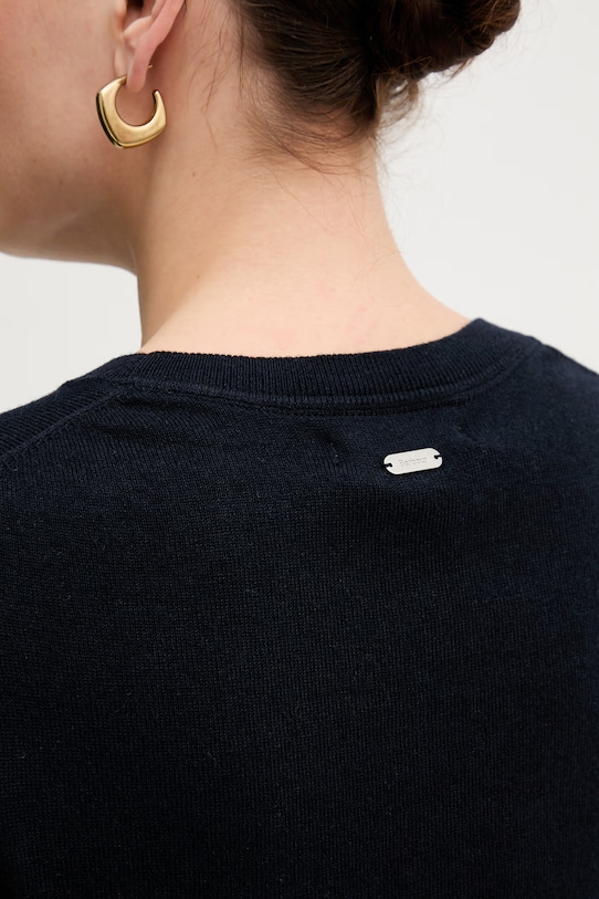 Barbour sweter z dodatkiem wełny Oakley LKN1763 granatowy