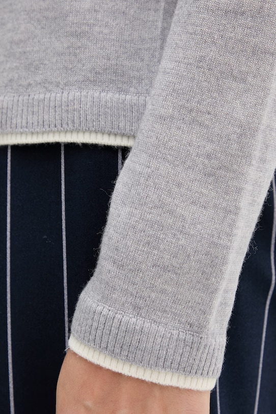 United Colors of Benetton sweter damski wełniany 11AHD10G8 szary