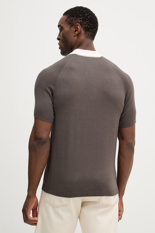 Oblečenie Polo tričko s prímesou hodvábu Emporio Armani EM004622.AF25247 hnedá