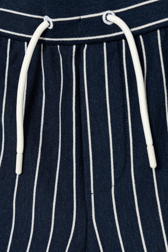 Chłopiec Emporio Armani szorty bawełniane dziecięce EB001057.AF21874 granatowy