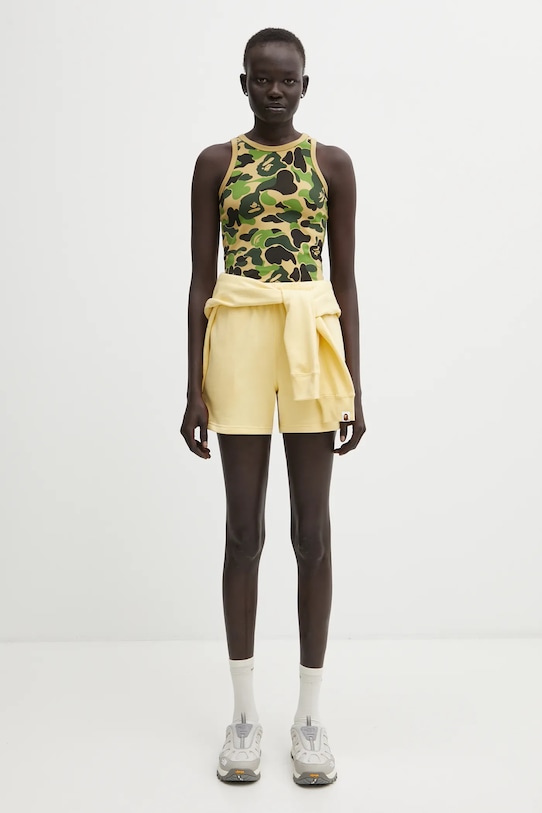 A Bathing Ape szorty bawełniane College 1L30253004 żółty