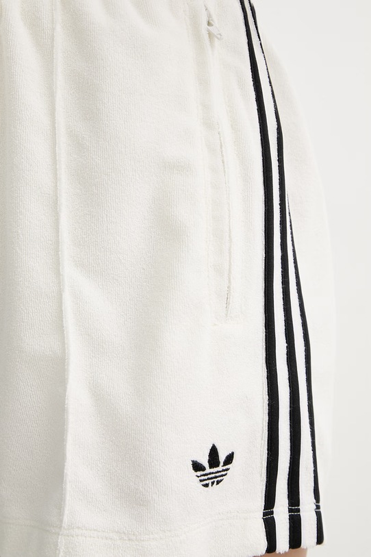 adidas Originals szorty damskie z bawełną beżowy KD1397