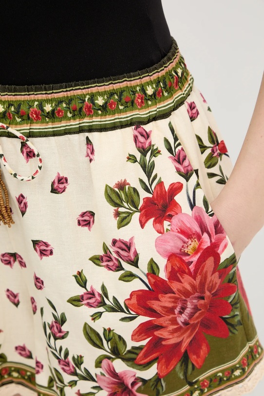 Farm Rio szorty z dodatkiem lnu beżowy 344170