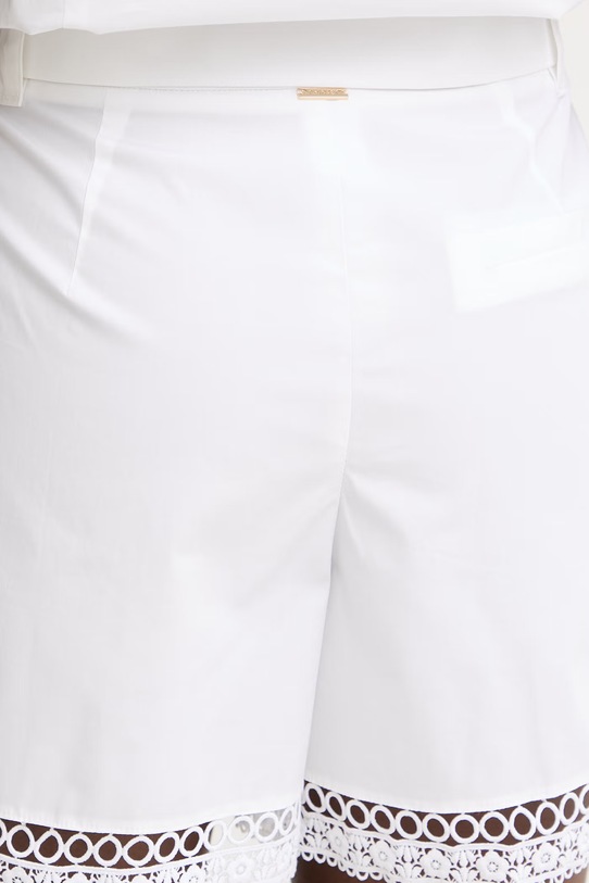 Twinset елегантен къс панталон дамски от памук с еластан бял 261TT2253