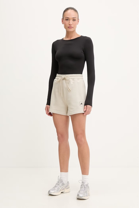 adidas by Stella McCartney szorty dresowe damskie bawełniane beżowy KC1821