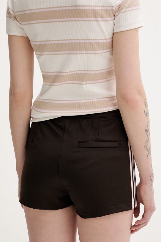 Odzież adidas Originals szorty damskie KC6859 brązowy