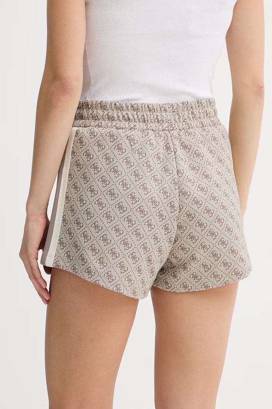 Ρούχα Guess σορτς Γυναικεία V6GD02.K2959 μπεζ