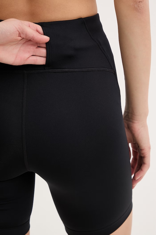 Tréninkové šortky Salomon černá LC2418900