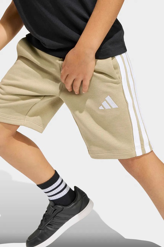 Adidas спортен къс панталон за деца от памук KB9644