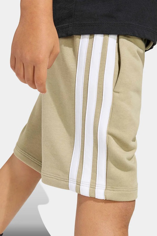 Adidas спортен къс панталон за деца от памук KB9644