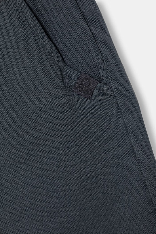 Chłopiec United Colors of Benetton szorty dziecięce bawełniane 3J68C901G.G.Stagionale szary