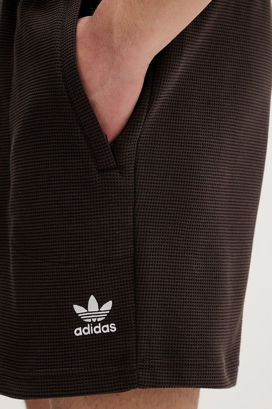 adidas Originals szorty brązowy KE0864