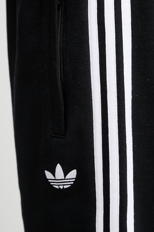 adidas Originals szorty bawełniane czarny KE3566