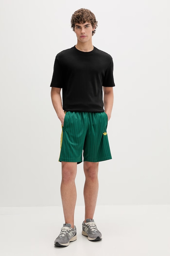 adidas Originals szorty Firebird KS5504. zielony SS26