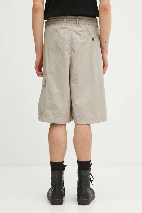 Oblečenie Bavlnené šortky C.P. Company 20CMBE127A110325G sivá