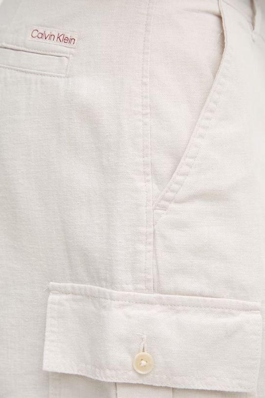 Calvin Klein Jeans cargo kratke hlače moške z lanom bež LV04RF610G
