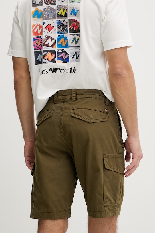 Odzież Napapijri szorty męskie bawełniane N-Deline NP0A4HOTG3A1 zielony