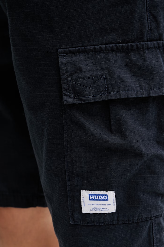 HUGO Blue σορτς cargo ανδρικά βαμβακερά Giulio262D σκούρο μπλε 50559937