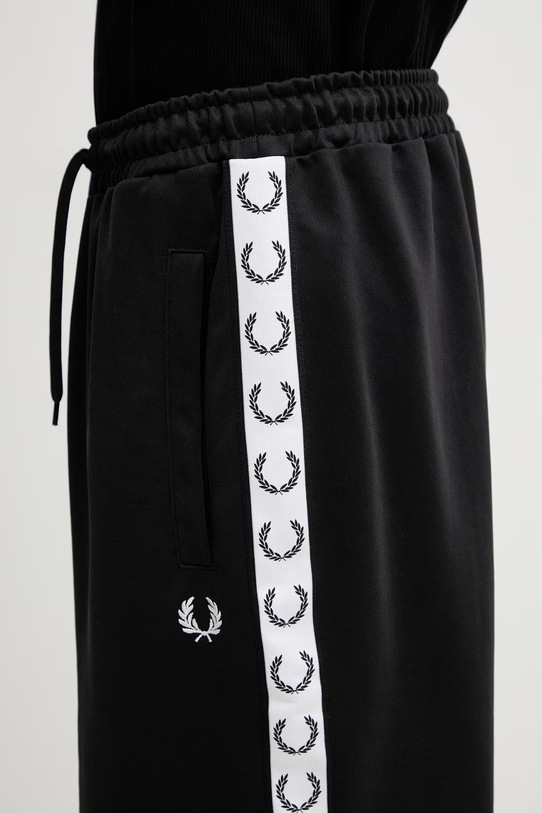 Fred Perry szorty czarny S5508