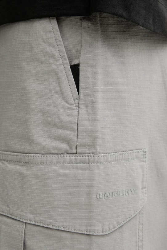 Oakley szorty cargo męskie bawełniane z elastanem FOA407896 szary