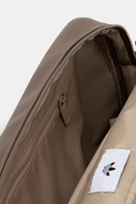 Τσάντα adidas Originals Airliner KD7847 καφέ