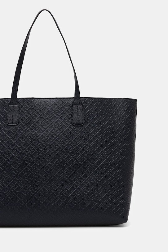 Torbica Tommy Hilfiger mornarsko modra AW0AW18174