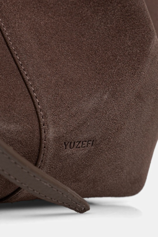 Yuzefi torebka zamszowa MOCHI brązowy YUZRS26.HB.MO.S026