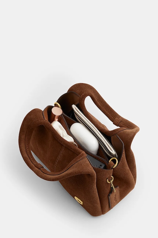 Coach torebka zamszowa Lana 19 brązowy CCY33