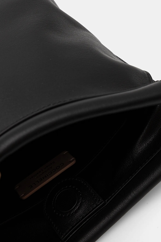 Coccinelle torebka skórzana FINN POUCH E1.UAA.58.01.01 czarny