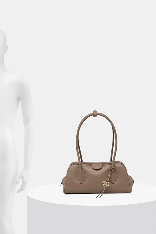 Calvin Klein torebka kuferek damska z imitacji skóry LV04F3369G