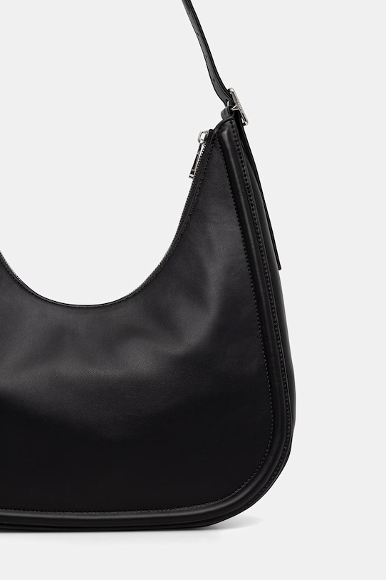 Accesorii Calvin Klein geantă baguette damskă cu imitație de piele LV04F3427G negru