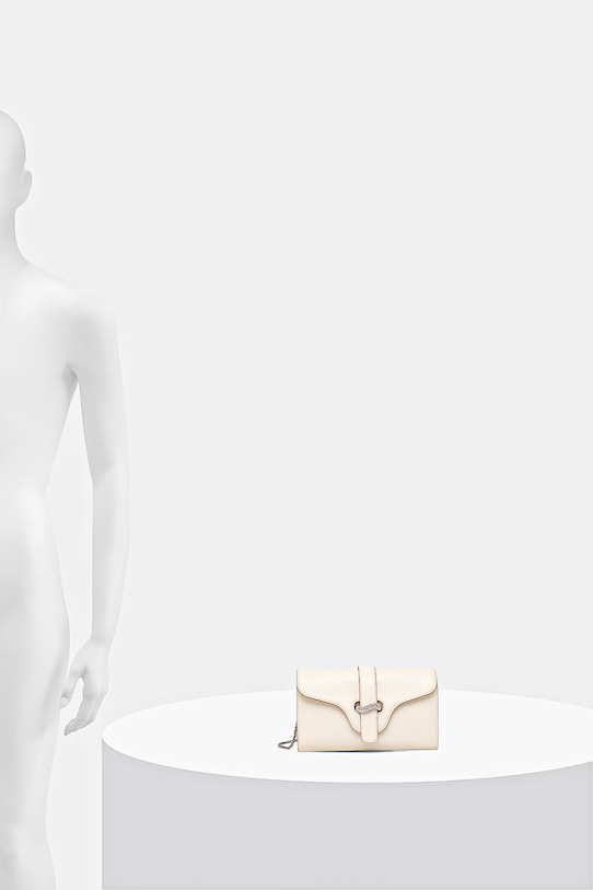 Кожена чанта Emporio Armani EW004420.AF25356