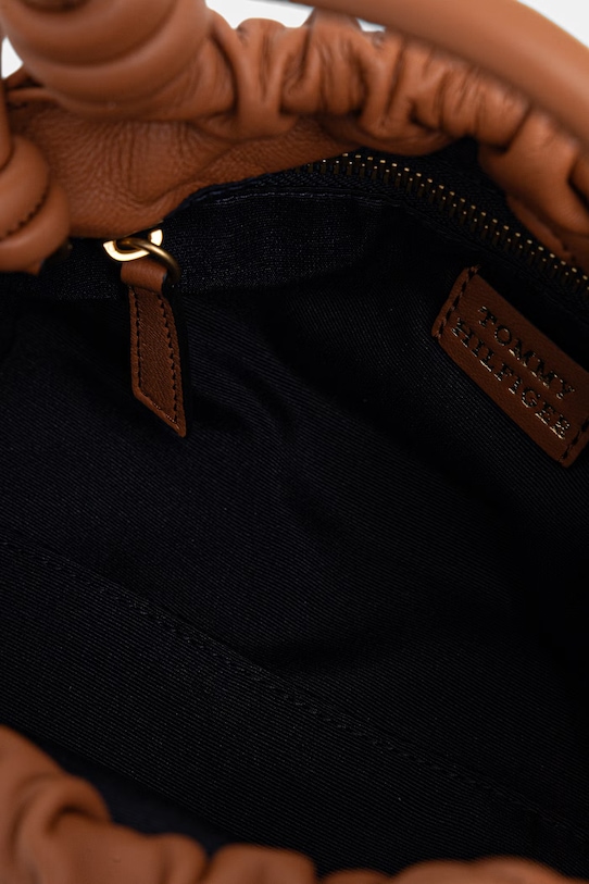 Tommy Hilfiger torebka crossbody damska skórzana AW0AW18369 brązowy