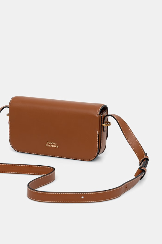 Akcesoria Tommy Hilfiger listonoszka damska skórzana AW0AW18399 brązowy