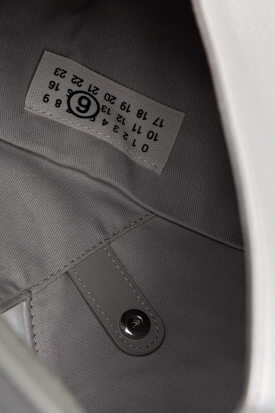 MM6 Maison Margiela Torebka damska S54WD0043.P8396.T9002 srebrny