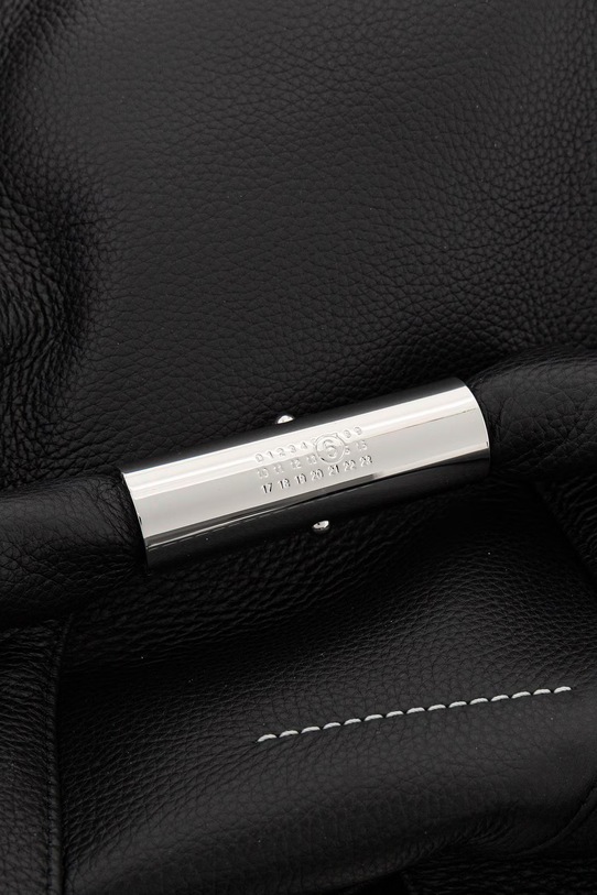 MM6 Maison Margiela torebka skórzana czarny SB6WD0044.P7255.T8013