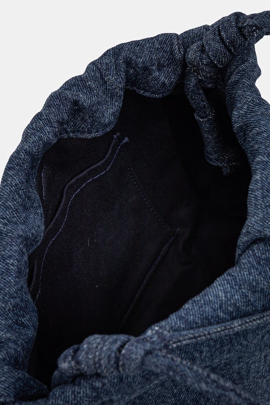 Levi's torebka jeansowa ISABELLE nie mieści A4 granatowy 005FK