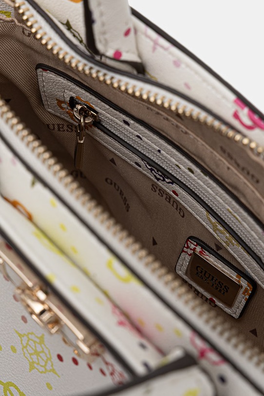 Guess kabelka typu tote dámska z imitácie kože EMELIE HWGM99.28750 biela