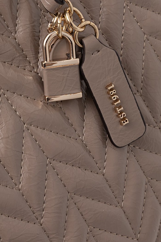 Guess чанта crossbody дамска от имитация на кожа CHERYL бежов HWTQ97.20060