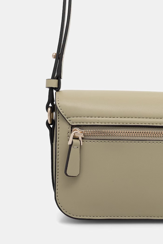 Doplnky Guess kabelka dámska z imitácie kože JANIE HWVG99.10210 zelená