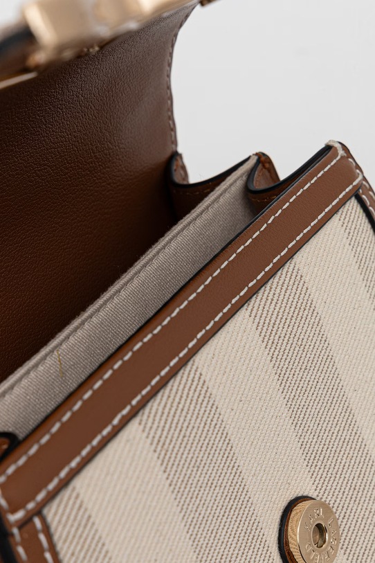 Karl Lagerfeld dámská kabelka přes rameno K/SIGNATURE 2.3 B2W30228 béžová