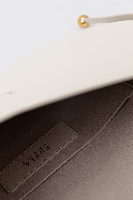 Furla torebka rogal damska skórzana Moonstone M Shoulder Bag WB01868.BX3104.PNN00 biały